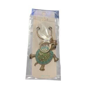 MINT GOLD PLATED SPARKLE TURTLE WITH TEAL KEYCHAIN